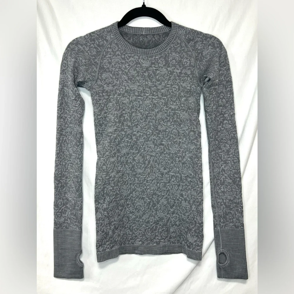 Lululemon Rest Less Pullover Long Sleeve Thumb Holes Activewear Running Layer